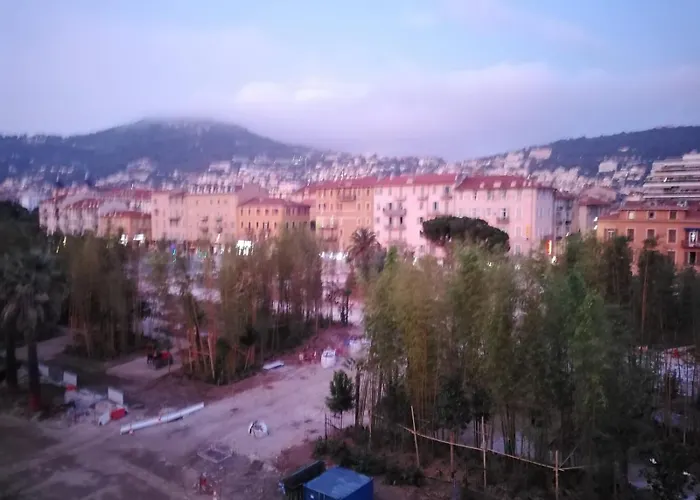 Au Coeur De Apartamento Nice