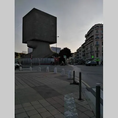 Au Coeur De * 니스