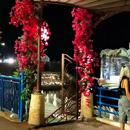 Au Coeur De Lägenhet