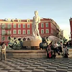 Au Coeur De * 니스